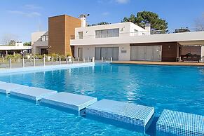 Oceana Suites Ocean Drive