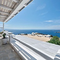 Stunning Villa With Panoramic View