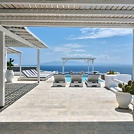 Stunning Villa With Panoramic View