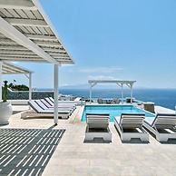 Stunning Villa With Panoramic View