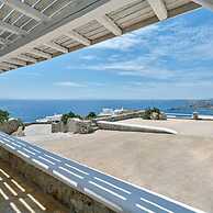 Stunning Villa With Panoramic View