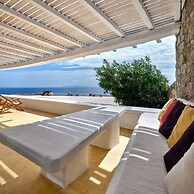 Stunning Villa With Panoramic View