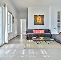 Stunning Villa With Panoramic View