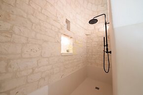 TD I Coni di Pinur Trulli With Scenic Valley View