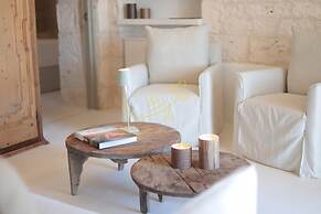 TD I Coni di Pinur Trulli With Scenic Valley View