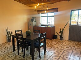 HOTEL CUATRO CAMINOS