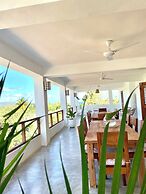 Casa flor vista al mar