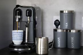 Bright Modern Selsey Seafront Home