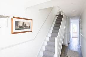 Bright Modern Selsey Seafront Home