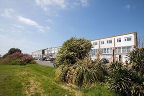 Bright Modern Selsey Seafront Home
