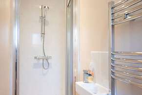 Bright Modern Selsey Seafront Home