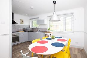 Bright Modern Selsey Seafront Home