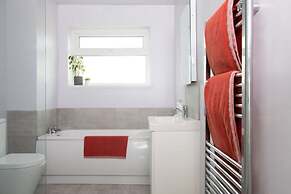 Bright Modern Selsey Seafront Home