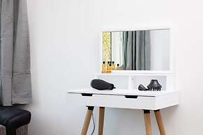 Spacious House for 10 With Hot Tub Nr Beach