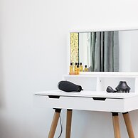 Spacious House for 10 With Hot Tub Nr Beach