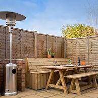 Spacious House for 10 With Hot Tub Nr Beach