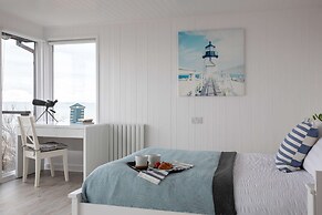 Luxury Seafront Family Home - Indoor Pool