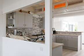 Luxury Seafront Family Home - Indoor Pool