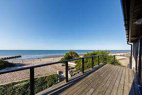 Luxury Seafront Family Home - Indoor Pool