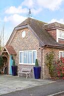 Stylish Cosy Annexe in Pretty Sailing Village