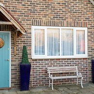 Stylish Cosy Annexe in Pretty Sailing Village