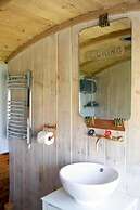 Unique Comfy Remodelled Railway Carriage