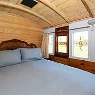 Unique Comfy Remodelled Railway Carriage