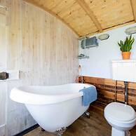 Unique Comfy Remodelled Railway Carriage