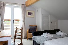 Lux Countryside Haven Mins to Beach Garden