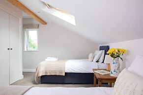 Lux Countryside Haven Mins to Beach Garden