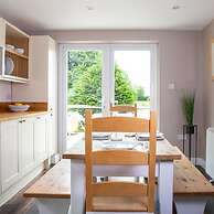 Lux Countryside Haven Mins to Beach Garden