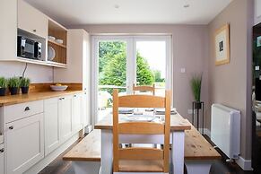 Lux Countryside Haven Mins to Beach Garden