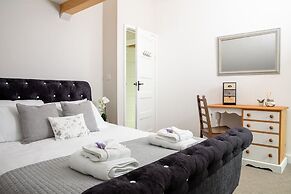 Lux Countryside Haven Mins to Beach Garden