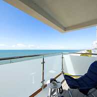 Beachfront Apartment With Panoramic Sea Views