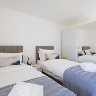 Beachfront Apartment With Panoramic Sea Views