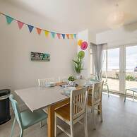 Beautiful Beachfront House wth Balcony Sea Views