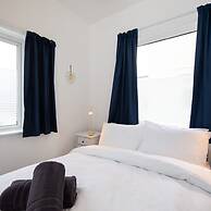 Beautiful Beachfront House wth Balcony Sea Views