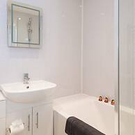 Beautiful Beachfront House wth Balcony Sea Views