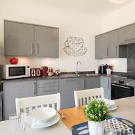 Beautiful Beachfront House wth Balcony Sea Views