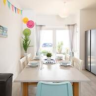 Beautiful Beachfront House wth Balcony Sea Views