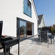 3BR Stylish Home Sea View Walk to East Wittering