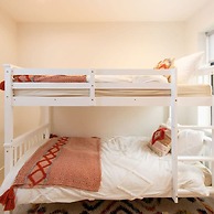 Designer Family Escape Hot Tub Steps to Beach