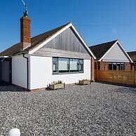 Designer Family Escape Hot Tub Steps to Beach