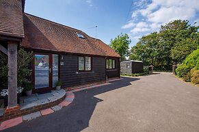 Idyllic Countryside Annexe Near West Wittering Beach
