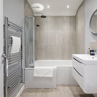 Designer Seaside Escape King Beds Scenic View