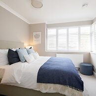 Designer Seaside Escape King Beds Scenic View