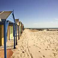 Designer Seaside Escape King Beds Scenic View