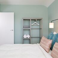 Designer Seaside Escape King Beds Scenic View