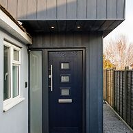 Designer Seaside Escape King Beds Scenic View