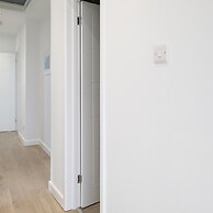 Designer Seaside Escape King Beds Scenic View